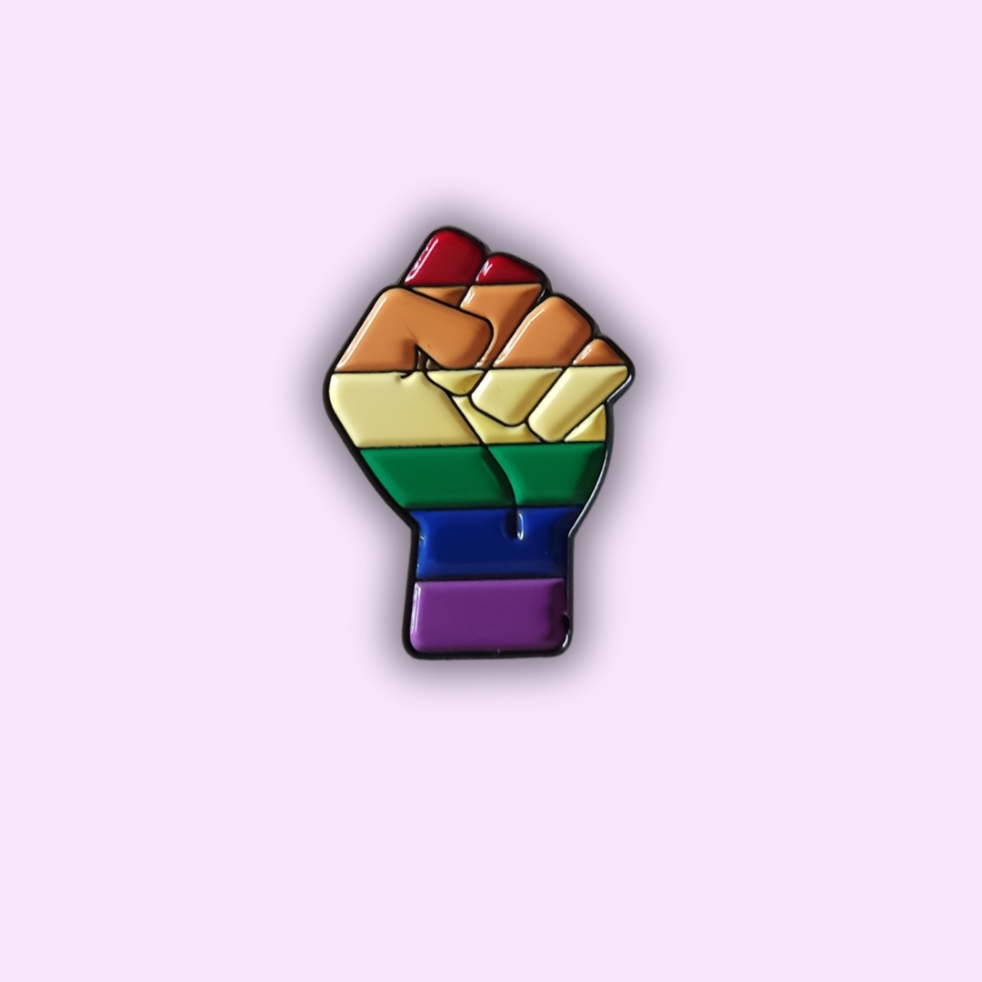 Pin's "Poing LGBTQ+"