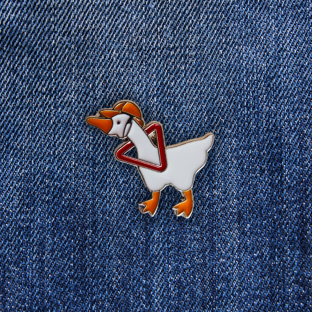 Pins Oie Sécurité sur un jean