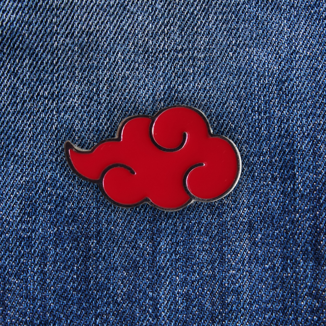 Pins Akatsuki sur un jean