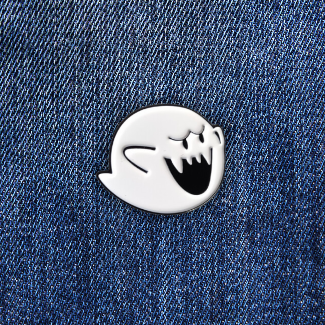 Pins Fantôme Boo sur un jean