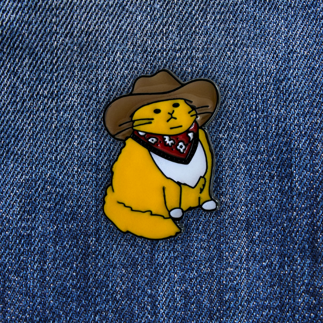 Pins Chat Cowboy sur un jean