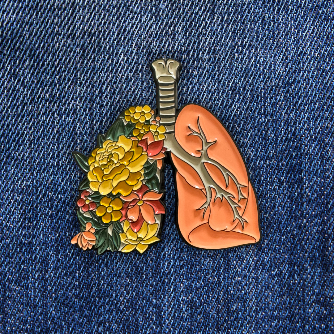 Pins Anatomie Florale sur un jean